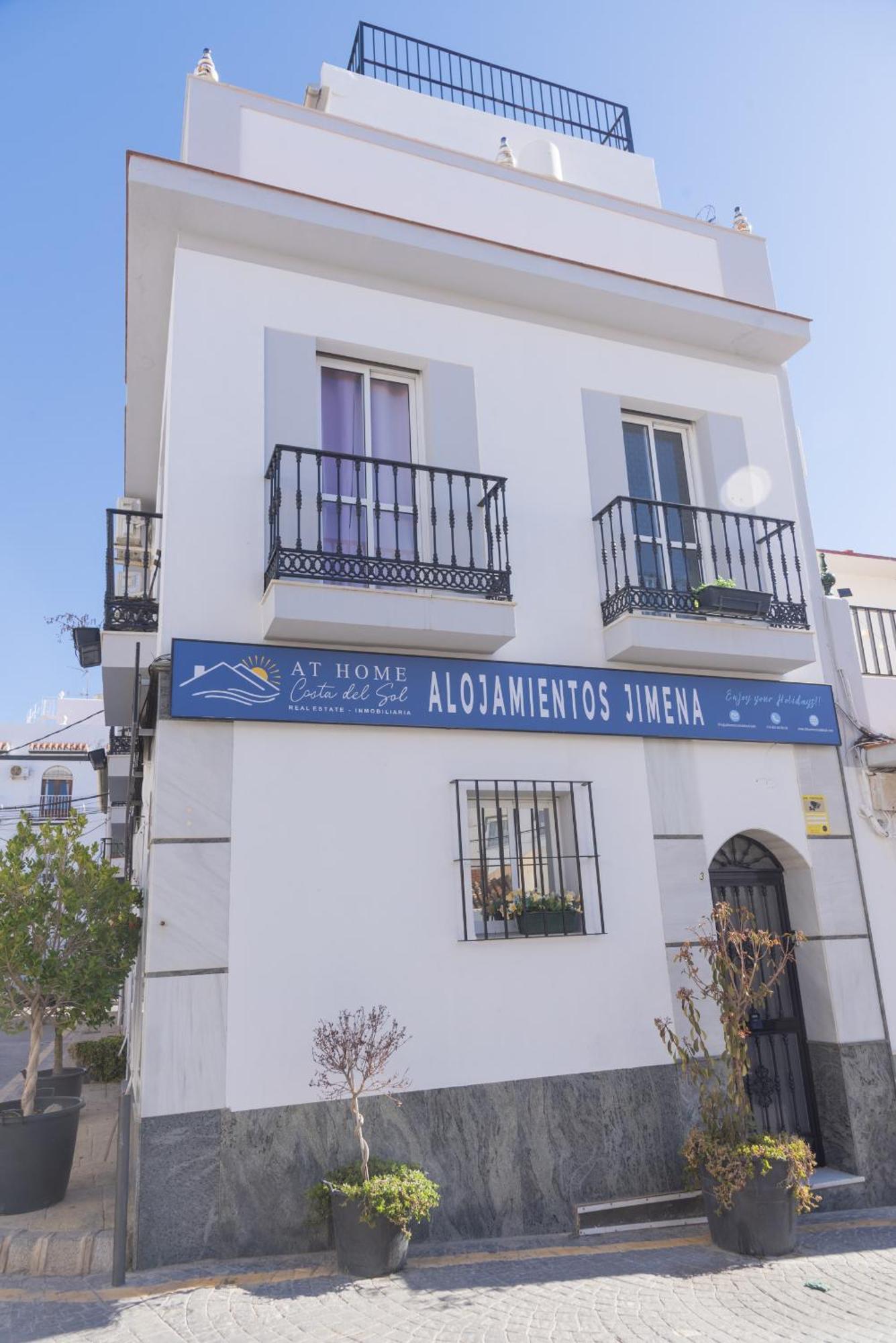 Estudio Jimena Carabeo En El Centro De Nerja Exterior photo